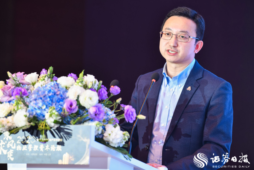 雅生活集團總裁兼首席執(zhí)行官 李大龍.png